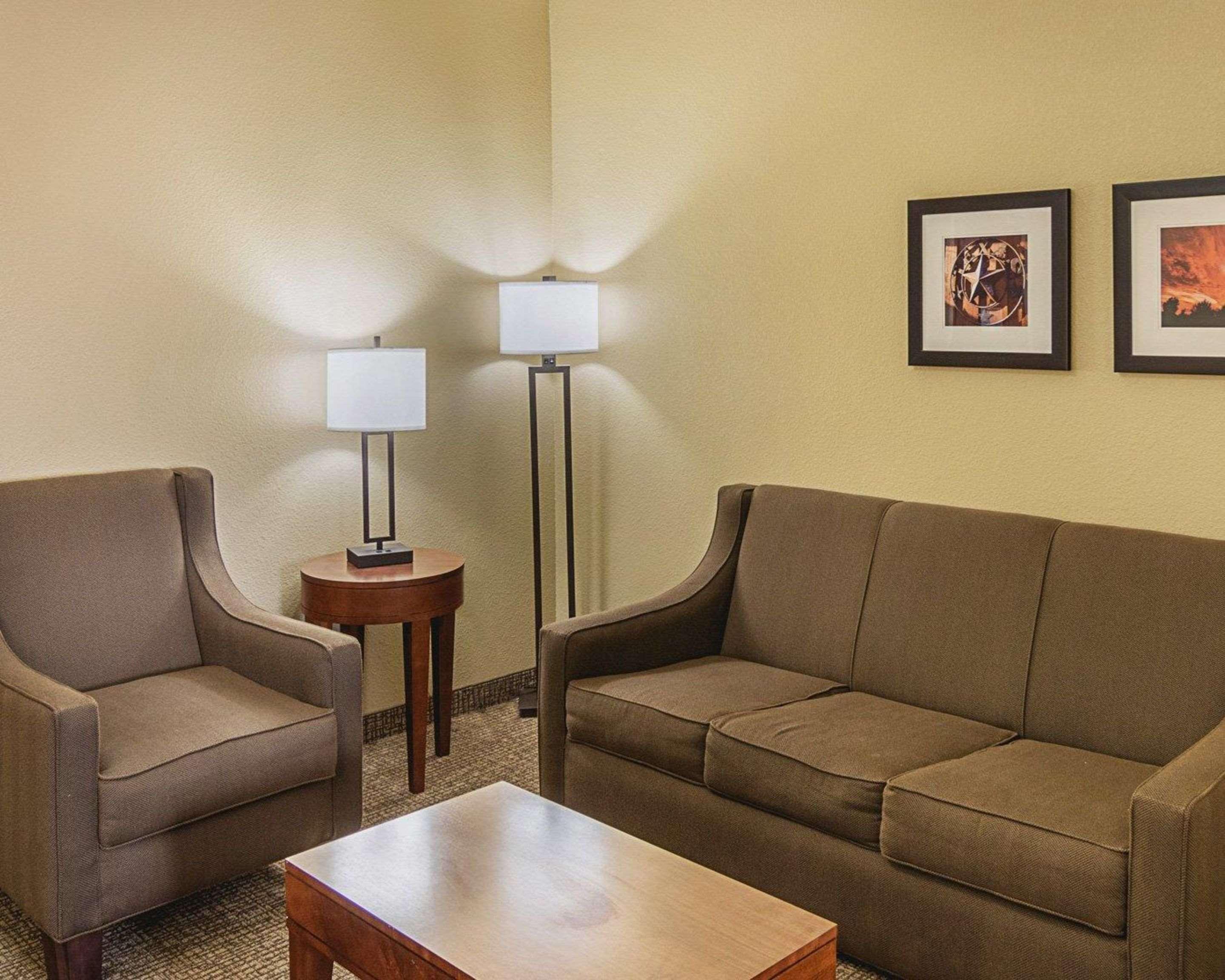 Comfort Inn Midland South I-20 Bagian luar foto