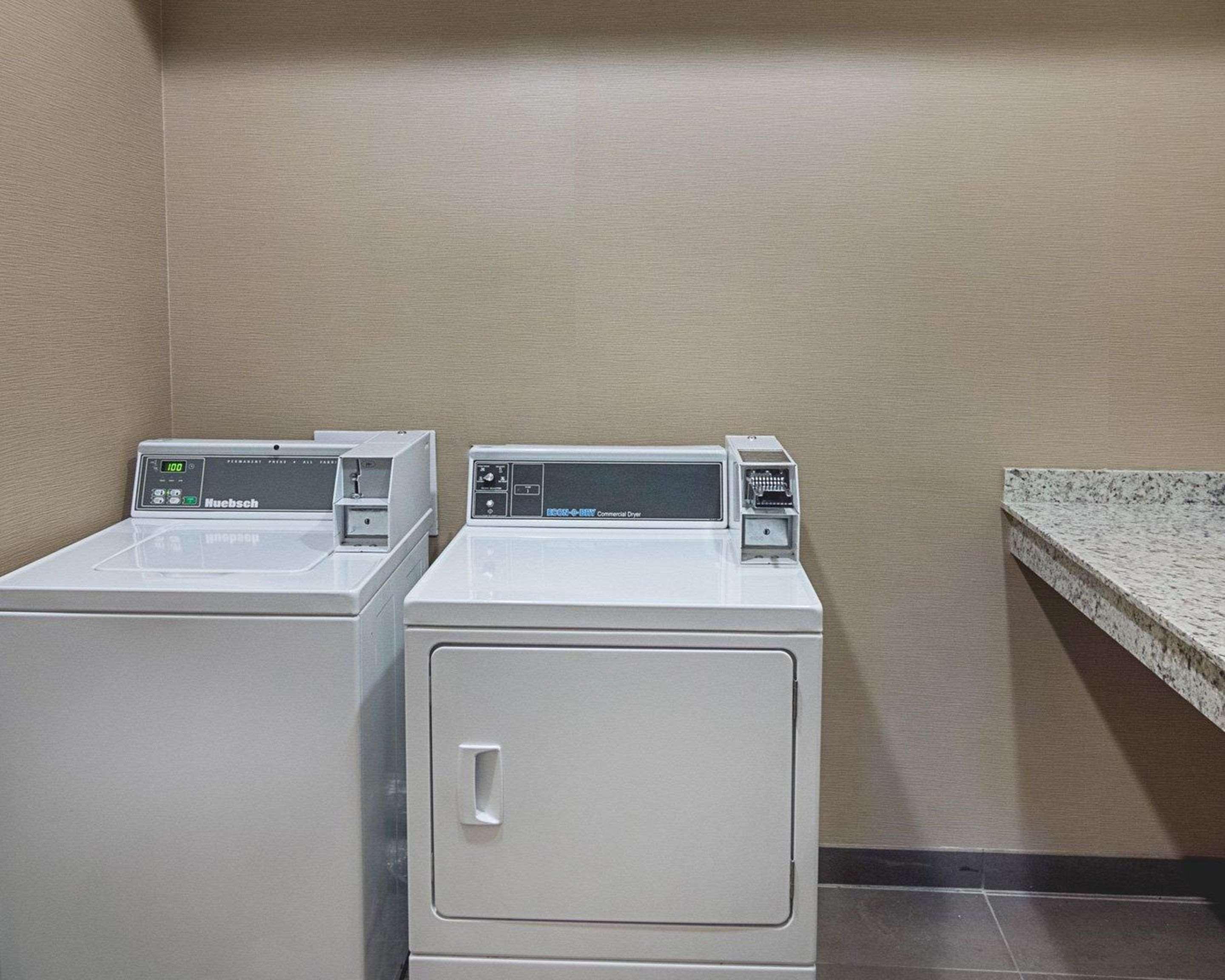 Comfort Inn Midland South I-20 Bagian luar foto