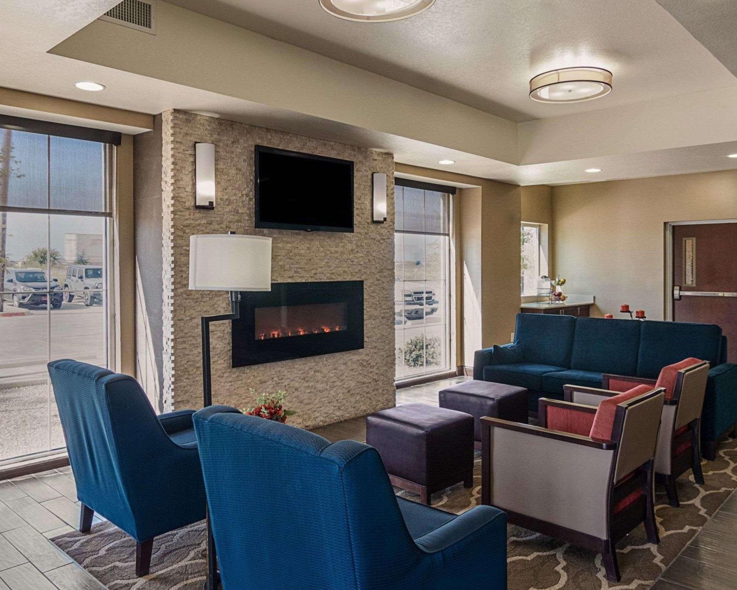 Comfort Inn Midland South I-20 Bagian luar foto